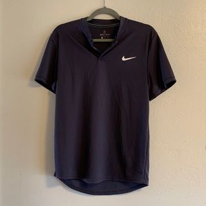 Nike Dri Fit Golf Shirt / Size: Medium